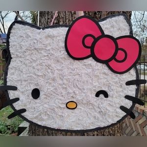 Handmade custom Hello kitty Piñata 🪅Large